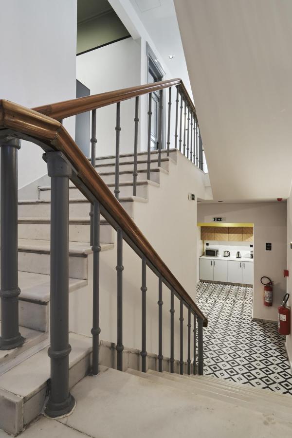 When In Athens Hostel Atenas Exterior foto