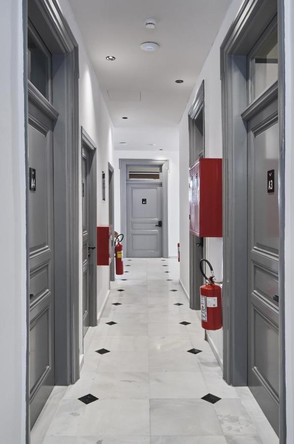 When In Athens Hostel Atenas Exterior foto