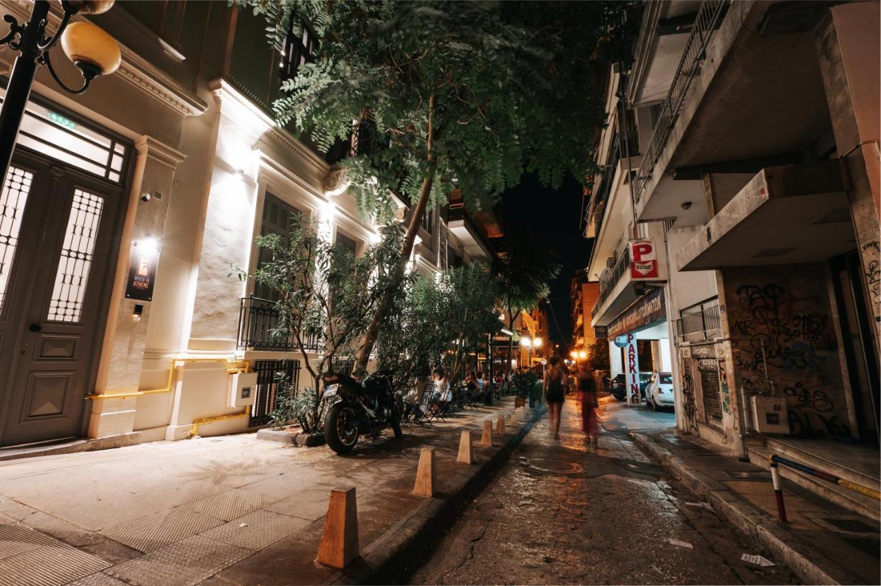 When In Athens Hostel Atenas Exterior foto
